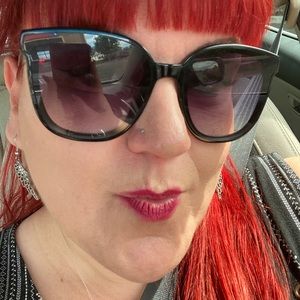 Meet your Posher, Jade